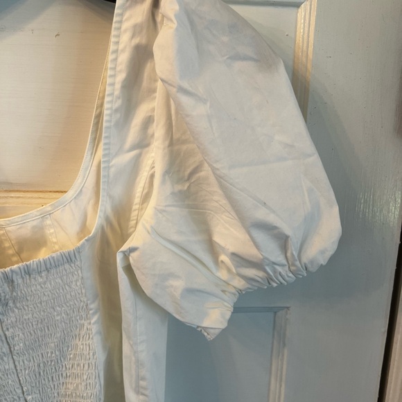 NWOT J.Crew corset like top with ruched back and puff sleeves. Statement blouse! - Picture 6 of 7